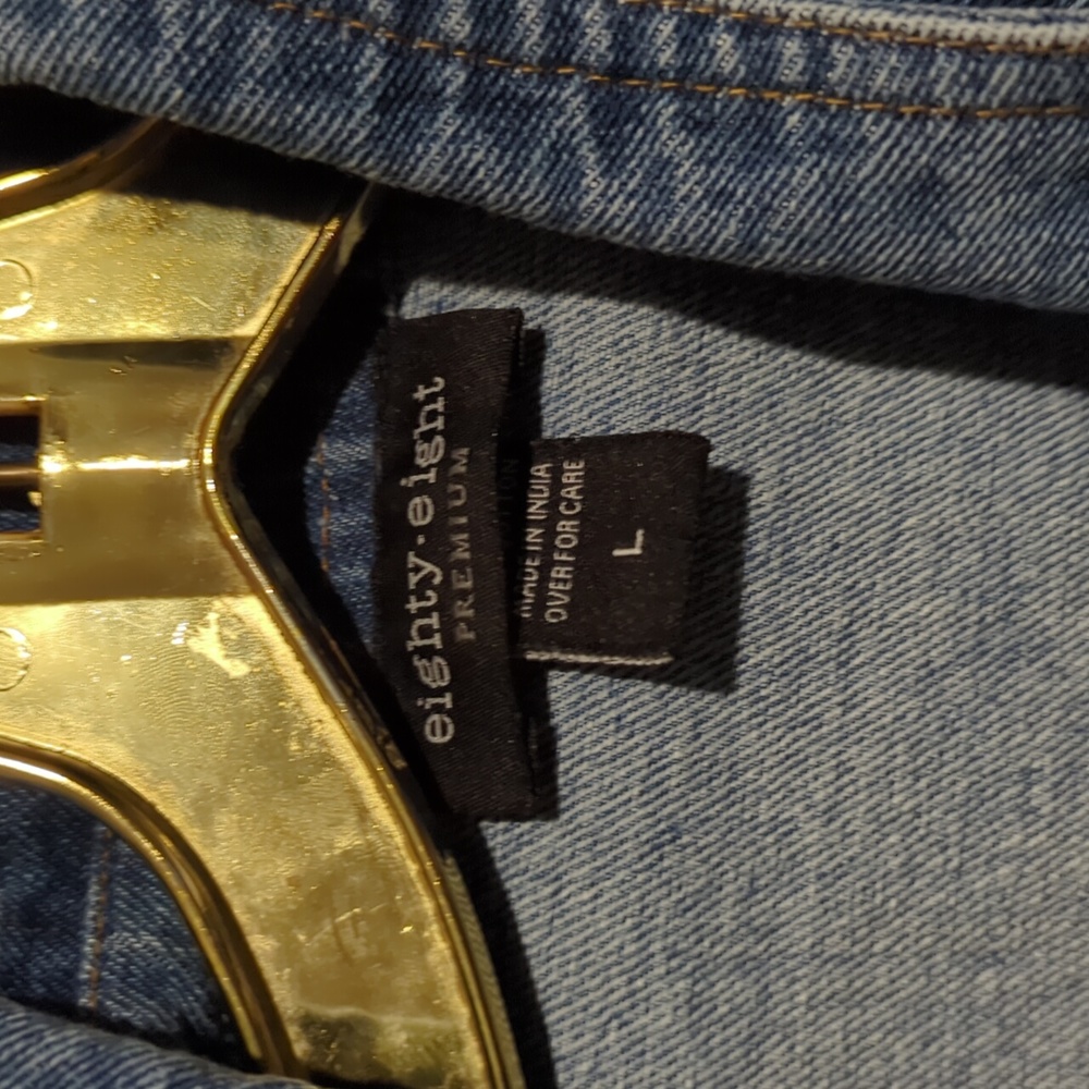 Eighty-eight jean jacket large - Picture 3 of 12